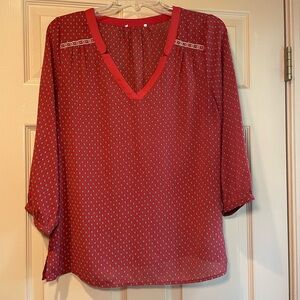 Red V-Neck Women's Top w/Side‎ Slits & Button Sleeve Cuff, Approx. Size Medium